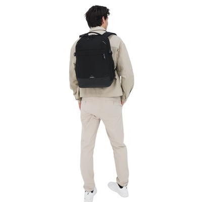 Roadseeker M Backpack