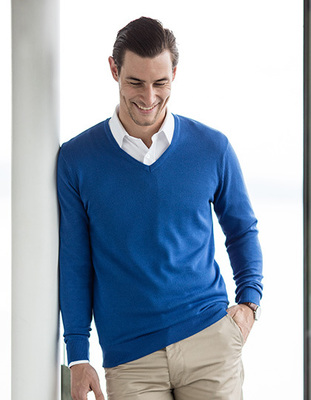 Men`s Lightweight V-Neck Jumper